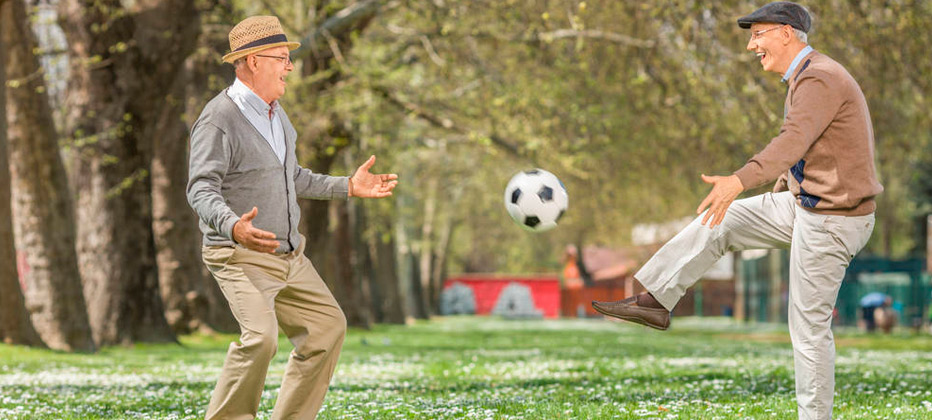cuanto tiempo deben hacer ejercicio adultos mayores