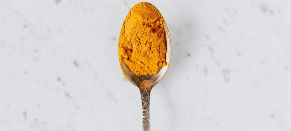 beneficios curcuma pacientes con alzheimer 2