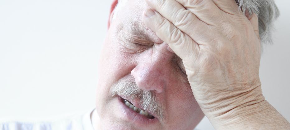 que es la hipomimia facial